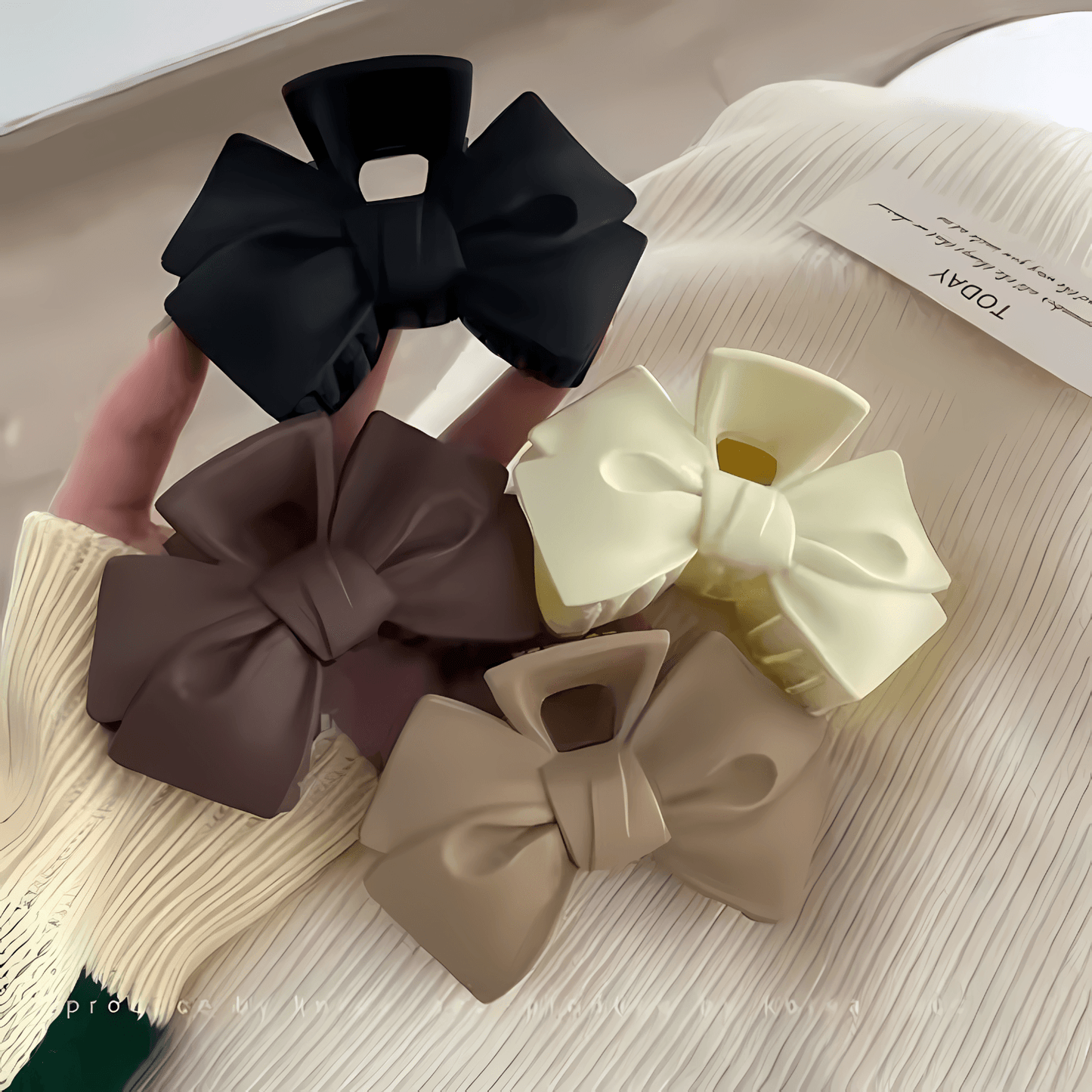 Elegant Matte Bow Claw Clips - Gummia