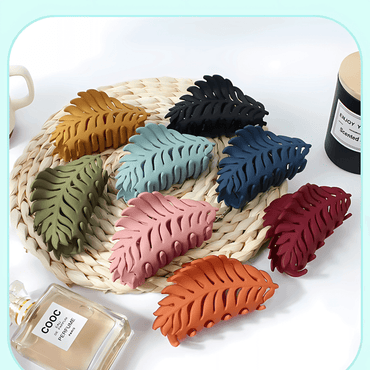 Leaf-shaped Matte Claw Clips - Gummia