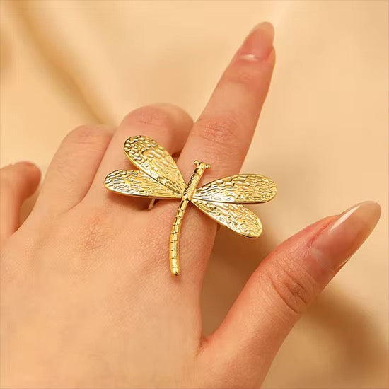 Dragonfly Ring – Justerbar ring med trollslända i guld och silver