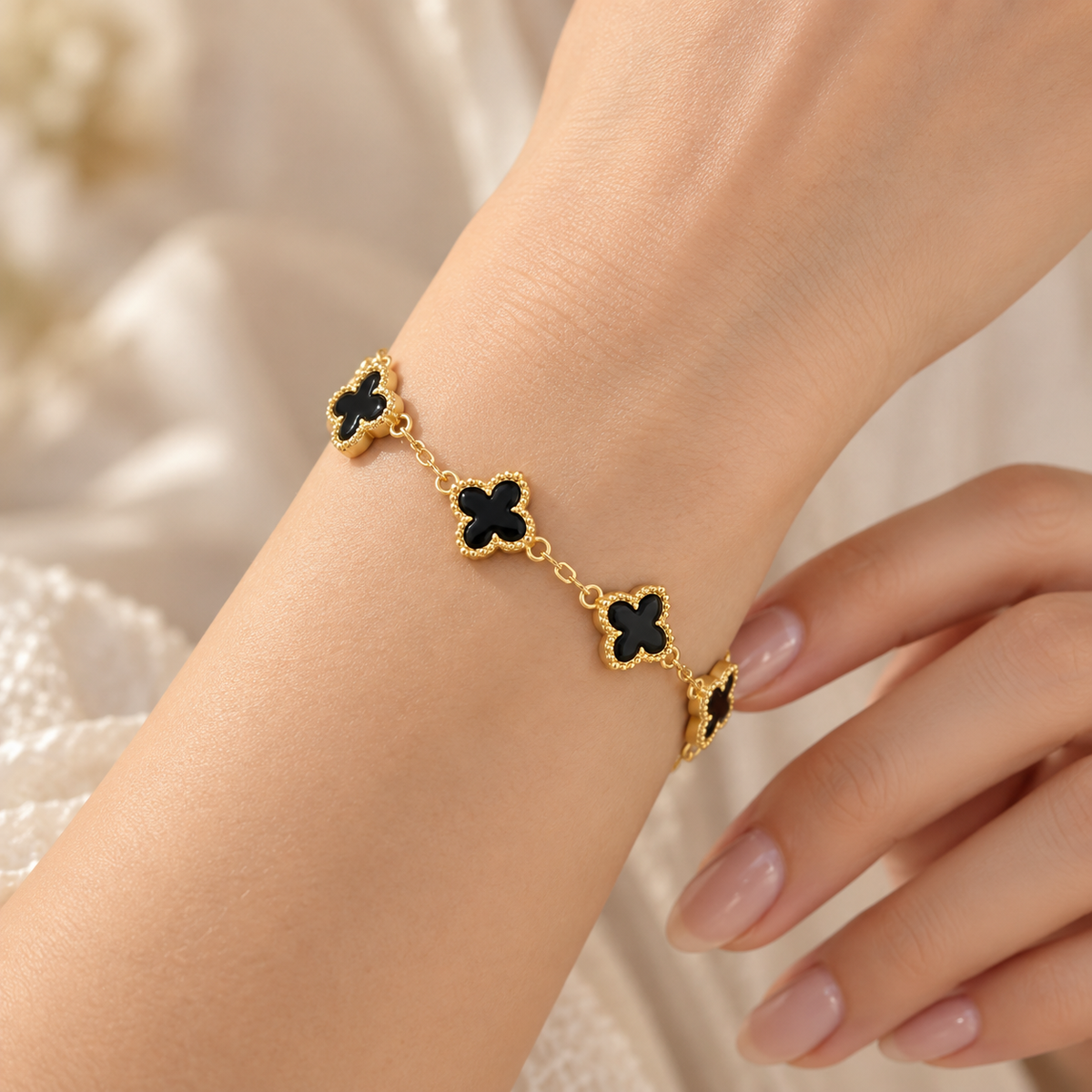 Fyrklöverarmband