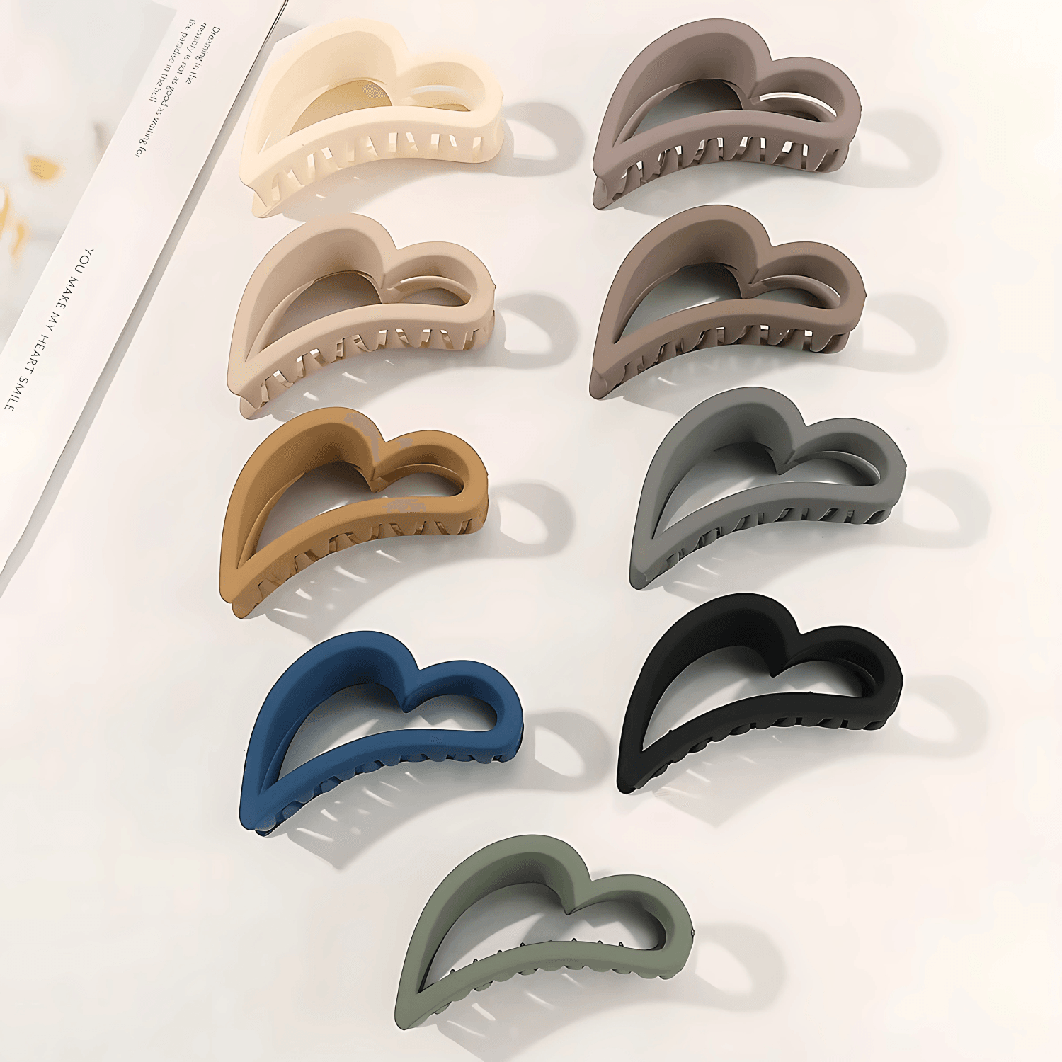 Heart-Shaped Matte Claw Clip - Gummia