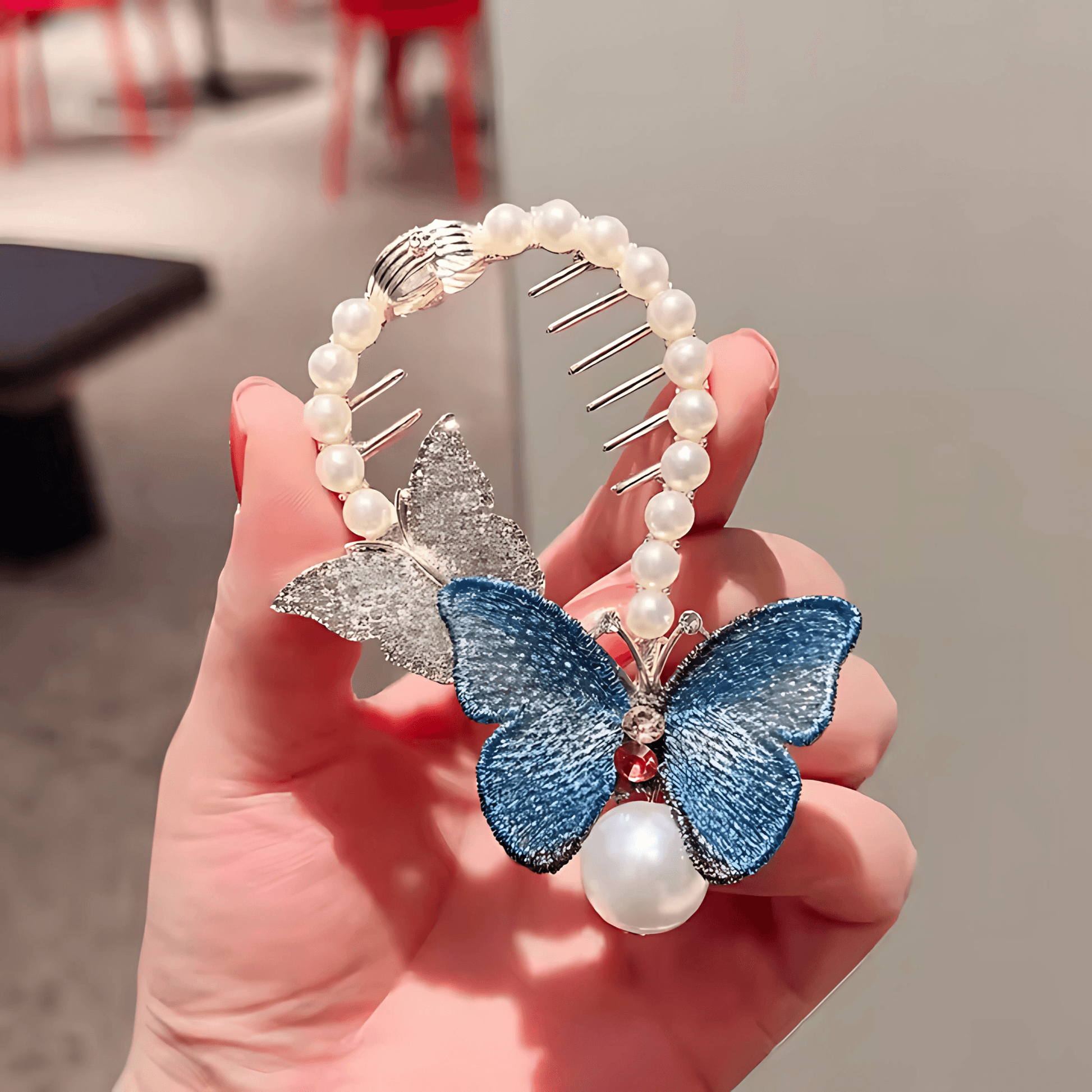 Pearl Butterfly Bun Hair Clip - Gummia