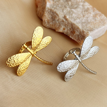 Dragonfly Ring – Justerbar ring med trollslända i guld och silver
